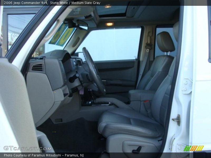 Stone White / Medium Slate Gray 2006 Jeep Commander 4x4
