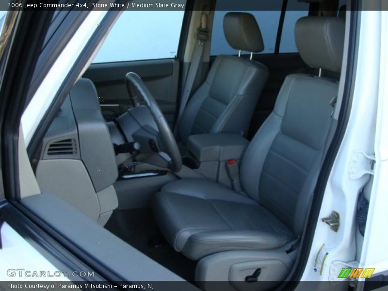 Stone White / Medium Slate Gray 2006 Jeep Commander 4x4