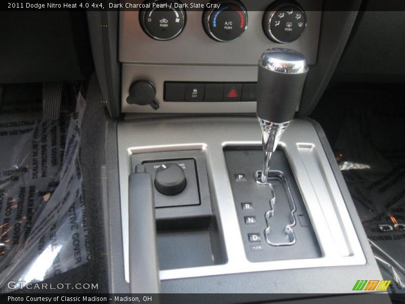  2011 Nitro Heat 4.0 4x4 5 Speed Automatic Shifter