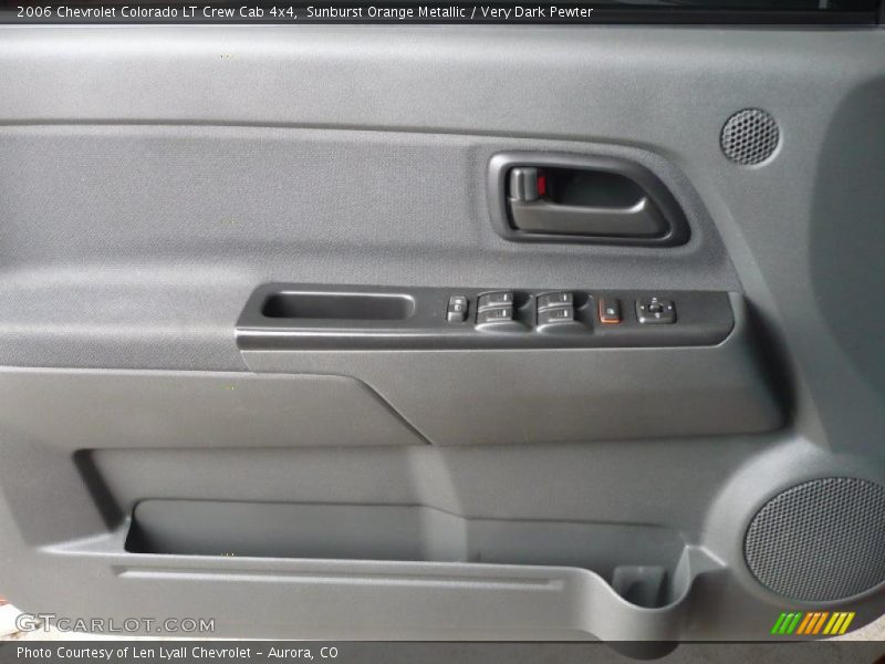 Door Panel of 2006 Colorado LT Crew Cab 4x4