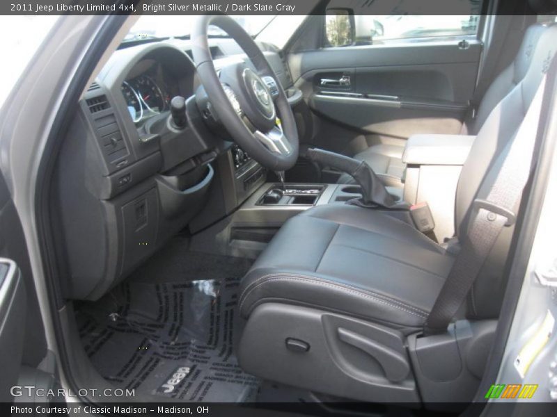 Bright Silver Metallic / Dark Slate Gray 2011 Jeep Liberty Limited 4x4