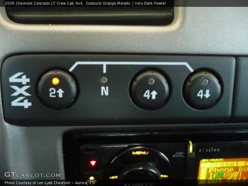 Controls of 2006 Colorado LT Crew Cab 4x4
