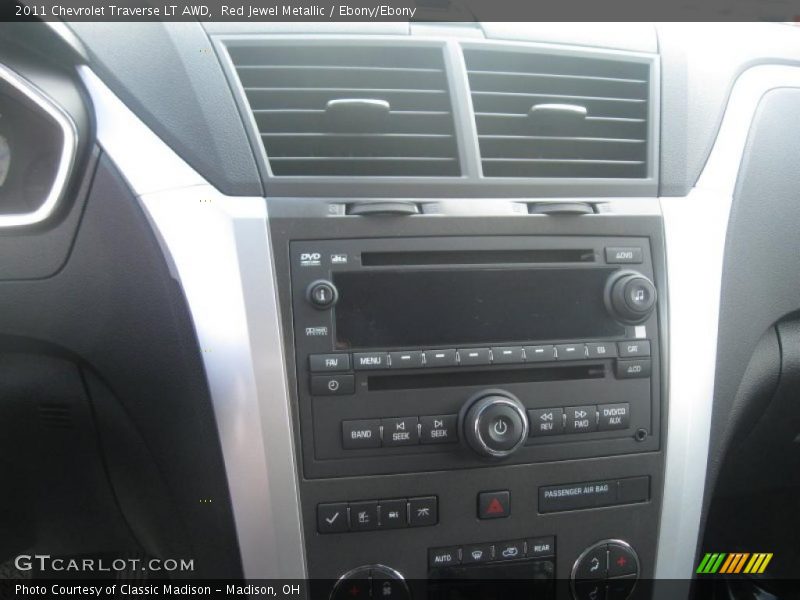 Red Jewel Metallic / Ebony/Ebony 2011 Chevrolet Traverse LT AWD