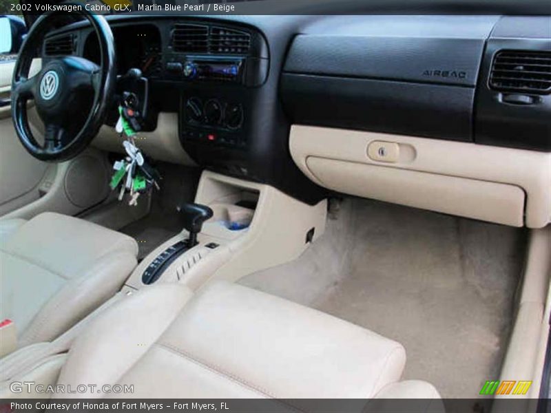 Dashboard of 2002 Cabrio GLX