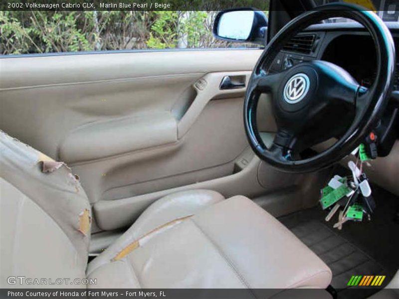 Marlin Blue Pearl / Beige 2002 Volkswagen Cabrio GLX