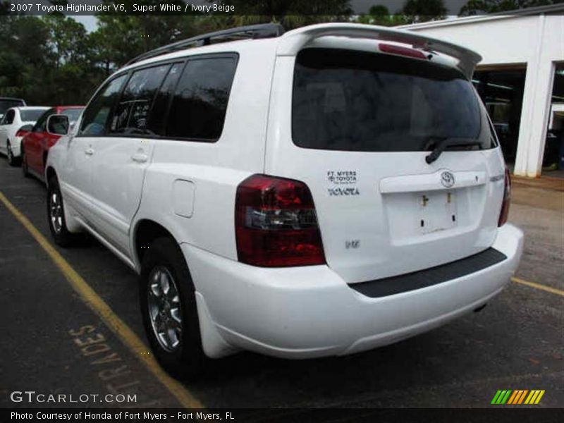 Super White / Ivory Beige 2007 Toyota Highlander V6