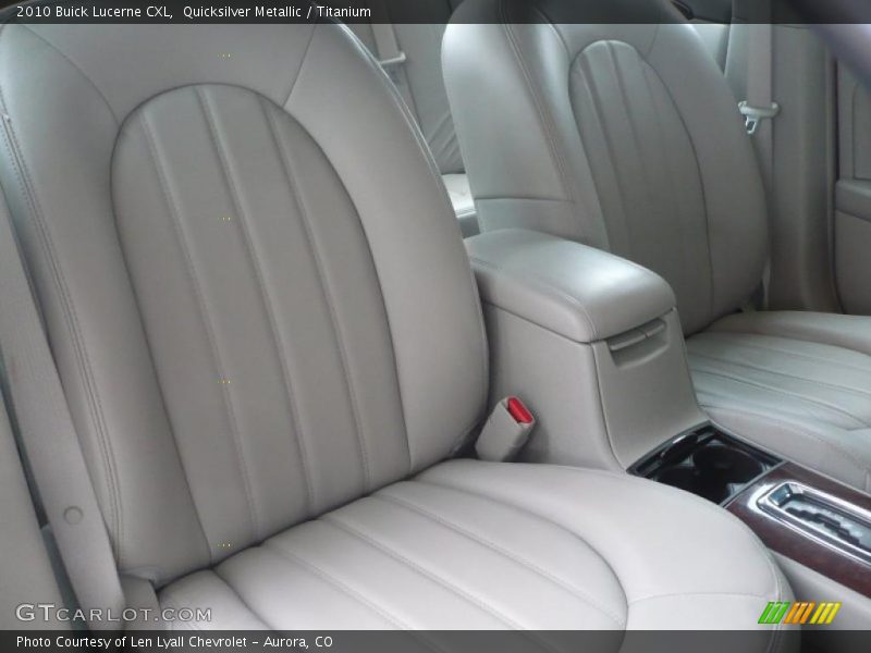 Quicksilver Metallic / Titanium 2010 Buick Lucerne CXL