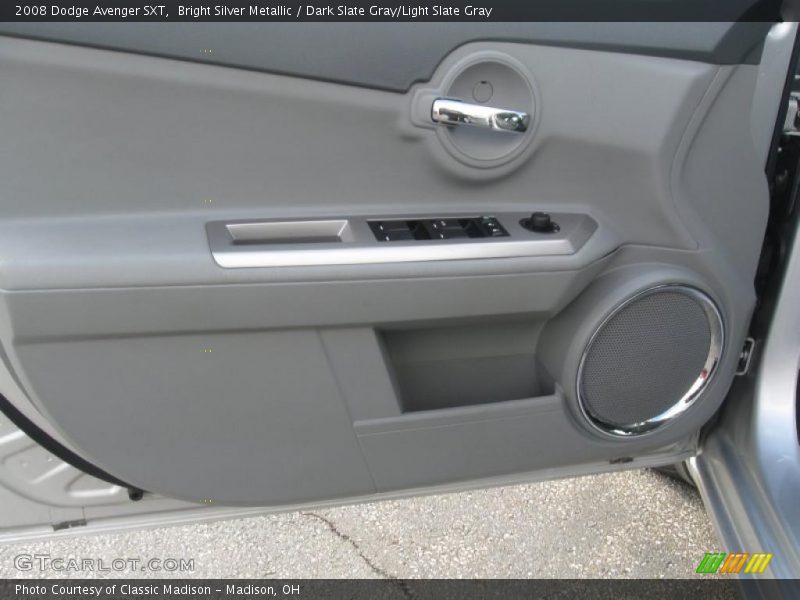 Bright Silver Metallic / Dark Slate Gray/Light Slate Gray 2008 Dodge Avenger SXT