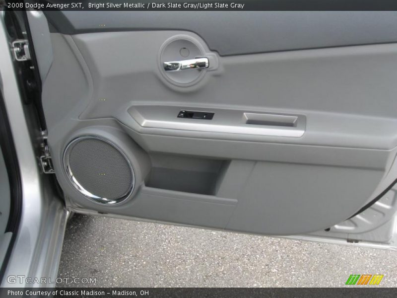 Bright Silver Metallic / Dark Slate Gray/Light Slate Gray 2008 Dodge Avenger SXT