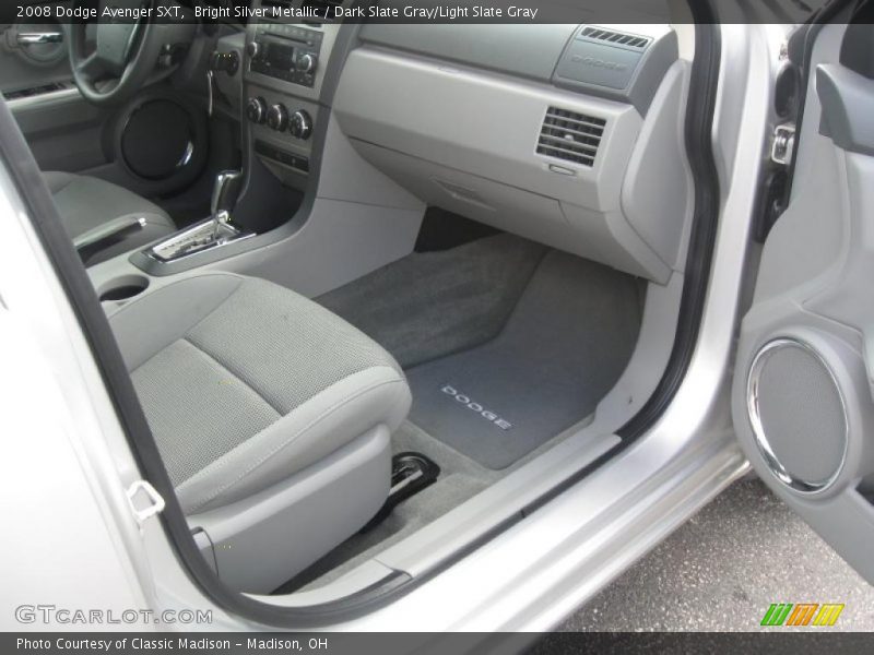 Bright Silver Metallic / Dark Slate Gray/Light Slate Gray 2008 Dodge Avenger SXT