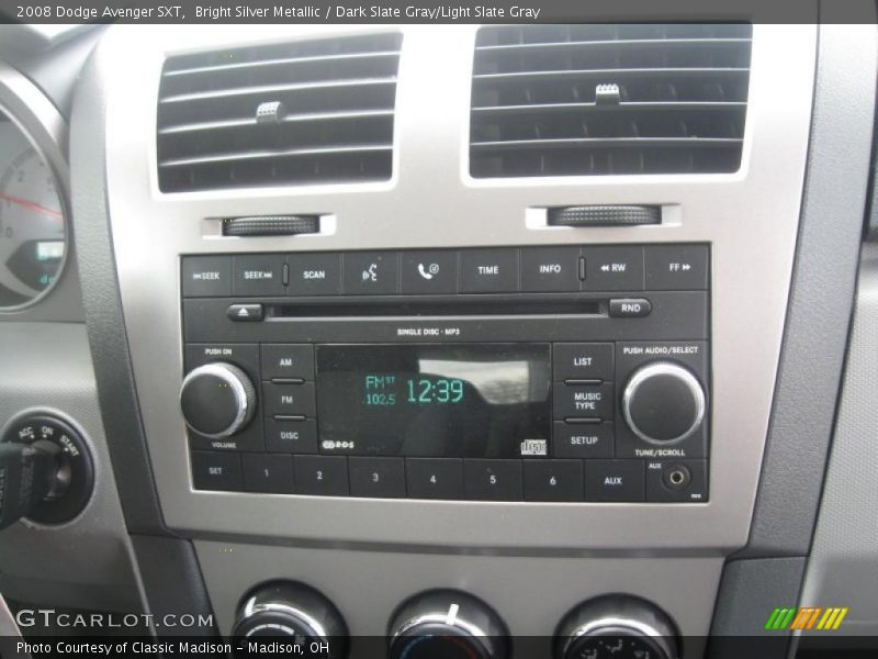 Bright Silver Metallic / Dark Slate Gray/Light Slate Gray 2008 Dodge Avenger SXT