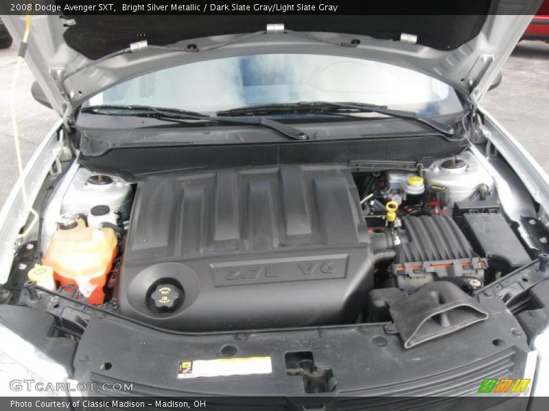 Bright Silver Metallic / Dark Slate Gray/Light Slate Gray 2008 Dodge Avenger SXT
