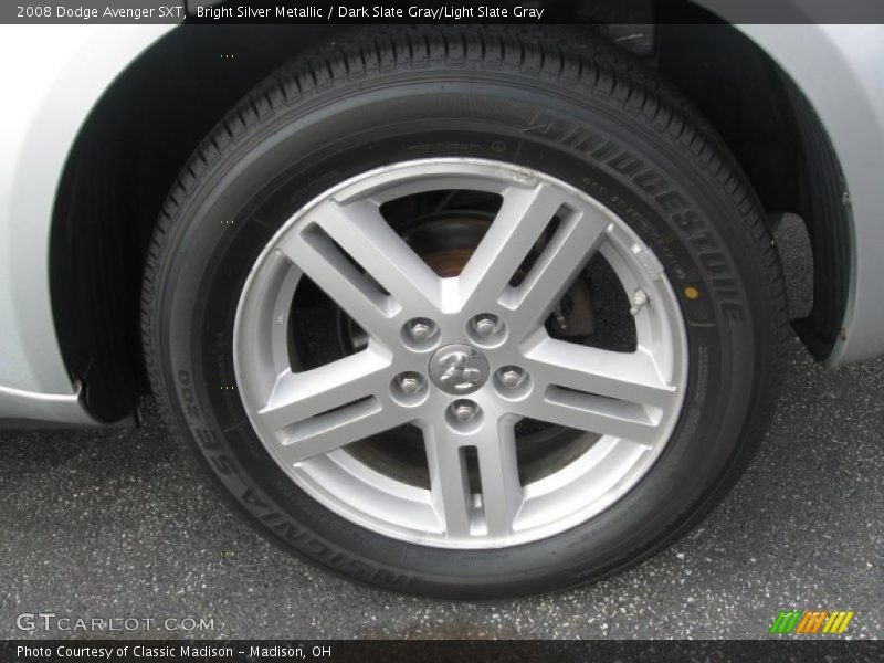 Bright Silver Metallic / Dark Slate Gray/Light Slate Gray 2008 Dodge Avenger SXT