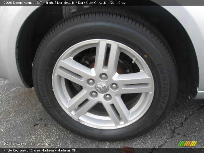 Bright Silver Metallic / Dark Slate Gray/Light Slate Gray 2008 Dodge Avenger SXT