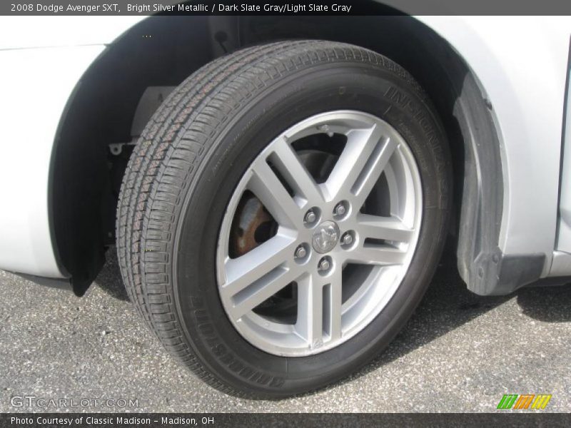 Bright Silver Metallic / Dark Slate Gray/Light Slate Gray 2008 Dodge Avenger SXT