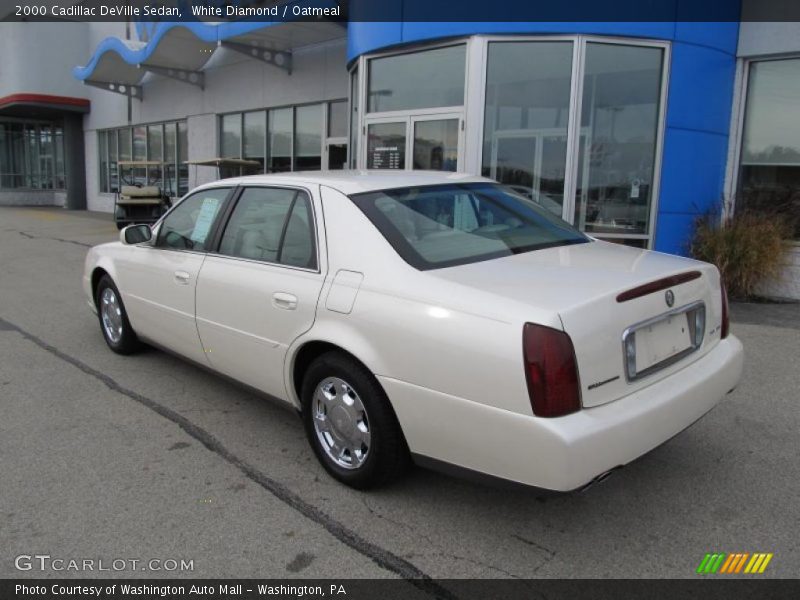 White Diamond / Oatmeal 2000 Cadillac DeVille Sedan