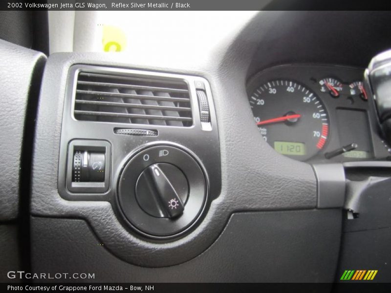 Reflex Silver Metallic / Black 2002 Volkswagen Jetta GLS Wagon