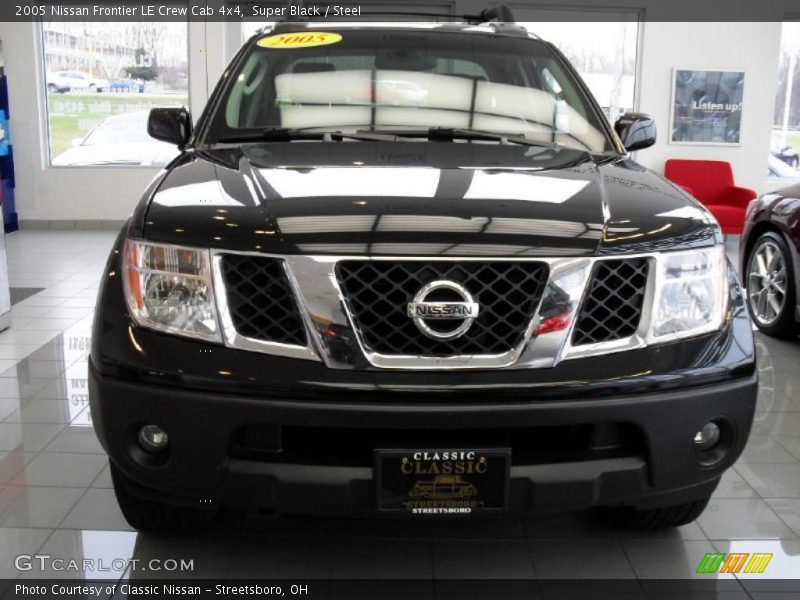 Super Black / Steel 2005 Nissan Frontier LE Crew Cab 4x4