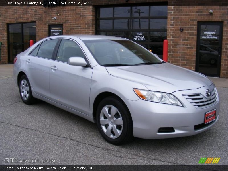 Classic Silver Metallic / Ash 2009 Toyota Camry LE