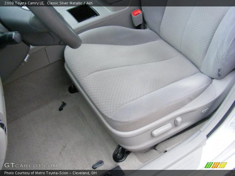 Classic Silver Metallic / Ash 2009 Toyota Camry LE