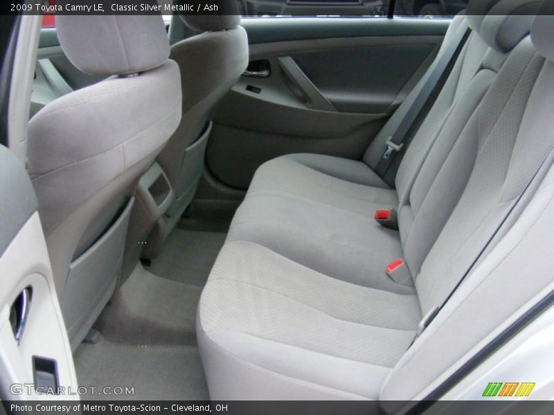 Classic Silver Metallic / Ash 2009 Toyota Camry LE