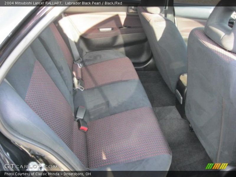 Labrador Black Pearl / Black/Red 2004 Mitsubishi Lancer RALLIART