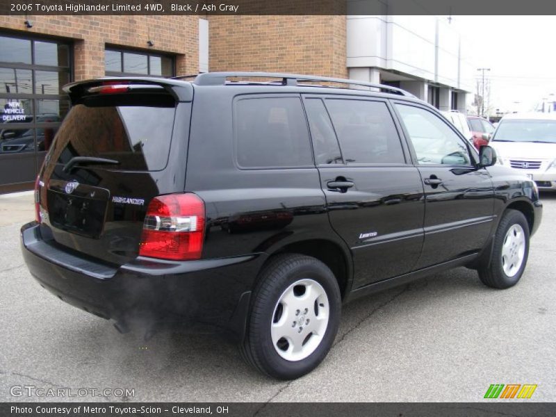 Black / Ash Gray 2006 Toyota Highlander Limited 4WD