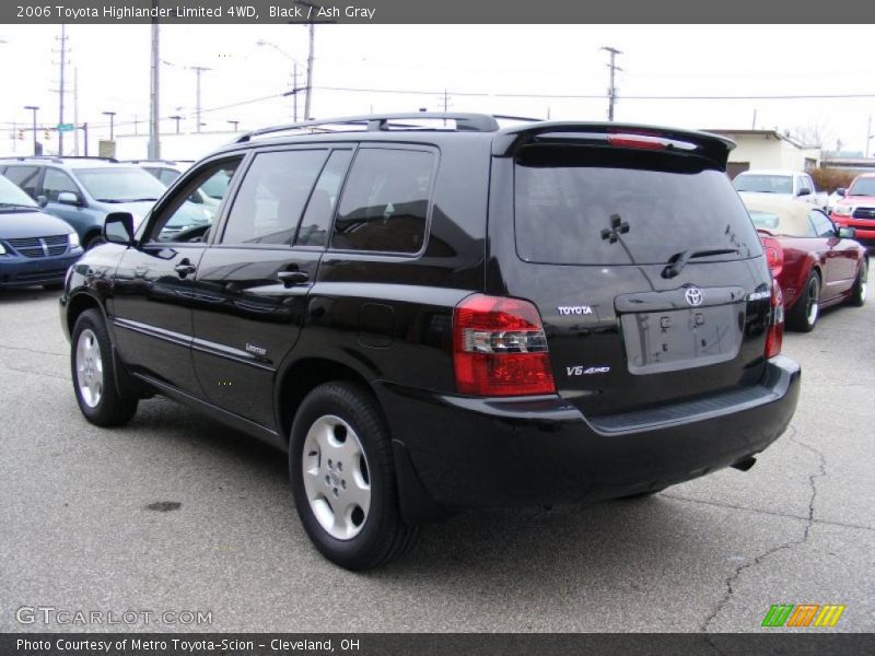 Black / Ash Gray 2006 Toyota Highlander Limited 4WD