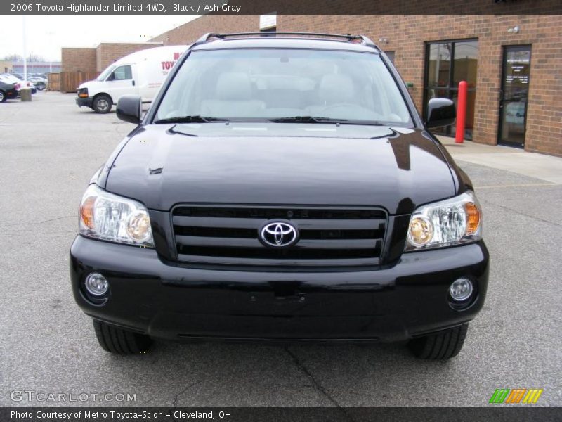 Black / Ash Gray 2006 Toyota Highlander Limited 4WD