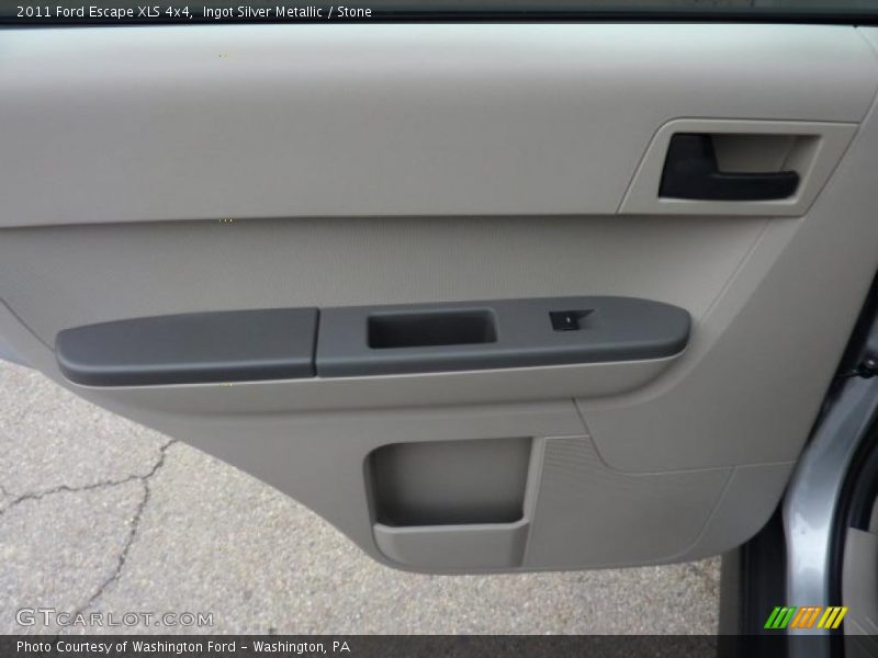 Ingot Silver Metallic / Stone 2011 Ford Escape XLS 4x4