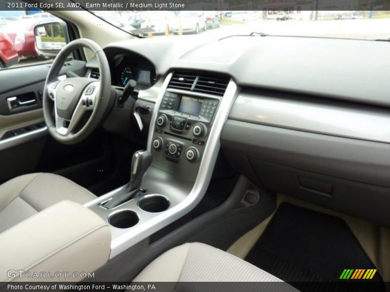 Dashboard of 2011 Edge SEL AWD