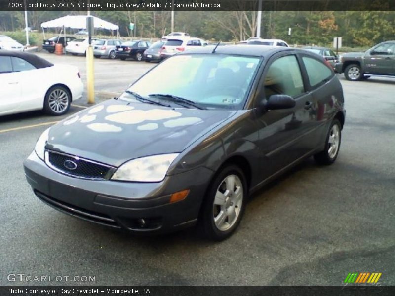 Liquid Grey Metallic / Charcoal/Charcoal 2005 Ford Focus ZX3 SES Coupe