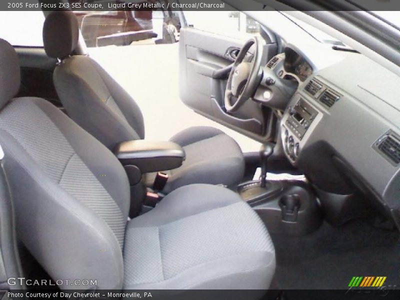 Liquid Grey Metallic / Charcoal/Charcoal 2005 Ford Focus ZX3 SES Coupe
