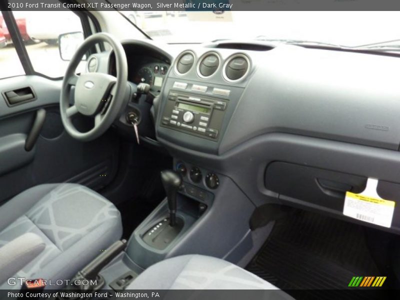 Dashboard of 2010 Transit Connect XLT Passenger Wagon