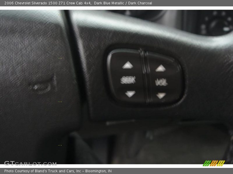 Dark Blue Metallic / Dark Charcoal 2006 Chevrolet Silverado 1500 Z71 Crew Cab 4x4