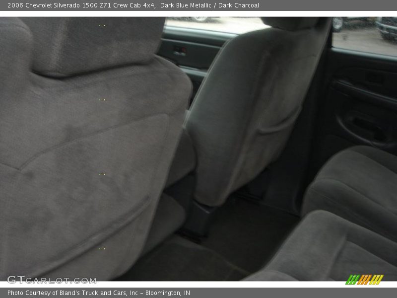 Dark Blue Metallic / Dark Charcoal 2006 Chevrolet Silverado 1500 Z71 Crew Cab 4x4