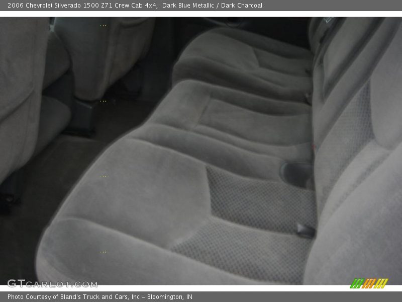 Dark Blue Metallic / Dark Charcoal 2006 Chevrolet Silverado 1500 Z71 Crew Cab 4x4