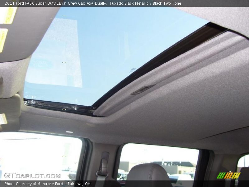Sunroof of 2011 F450 Super Duty Lariat Crew Cab 4x4 Dually