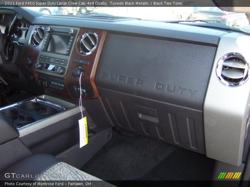 Dashboard of 2011 F450 Super Duty Lariat Crew Cab 4x4 Dually