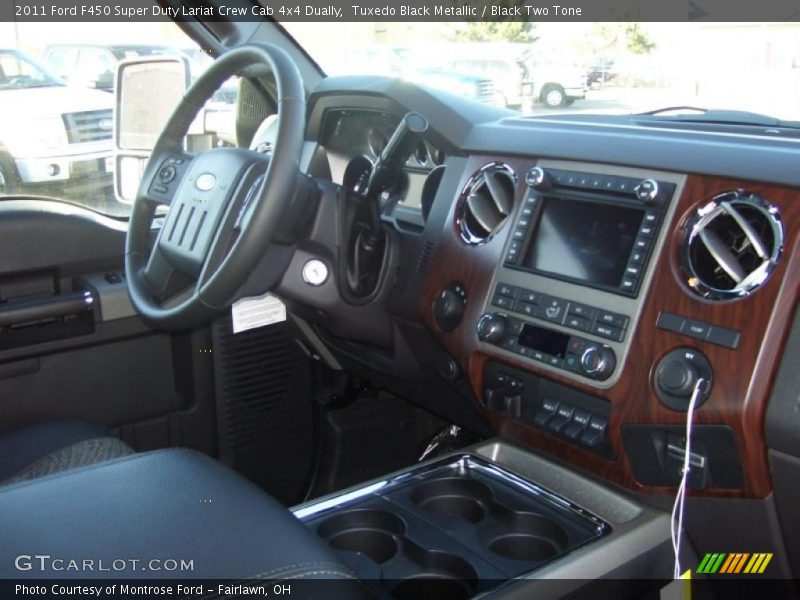 Controls of 2011 F450 Super Duty Lariat Crew Cab 4x4 Dually