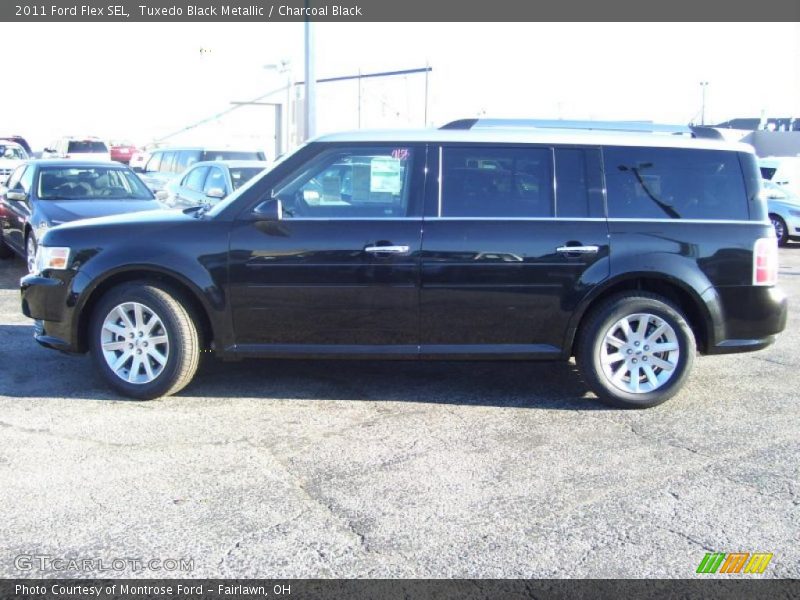 Tuxedo Black Metallic / Charcoal Black 2011 Ford Flex SEL