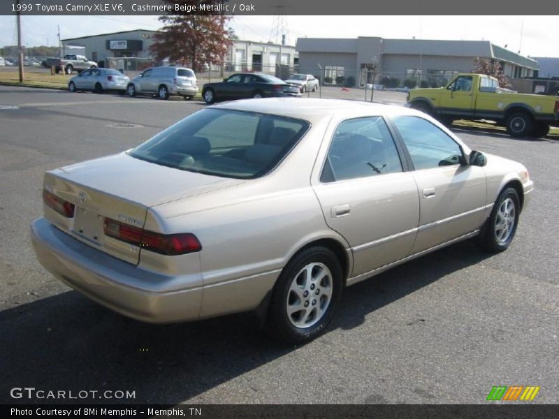 Cashmere Beige Metallic / Oak 1999 Toyota Camry XLE V6
