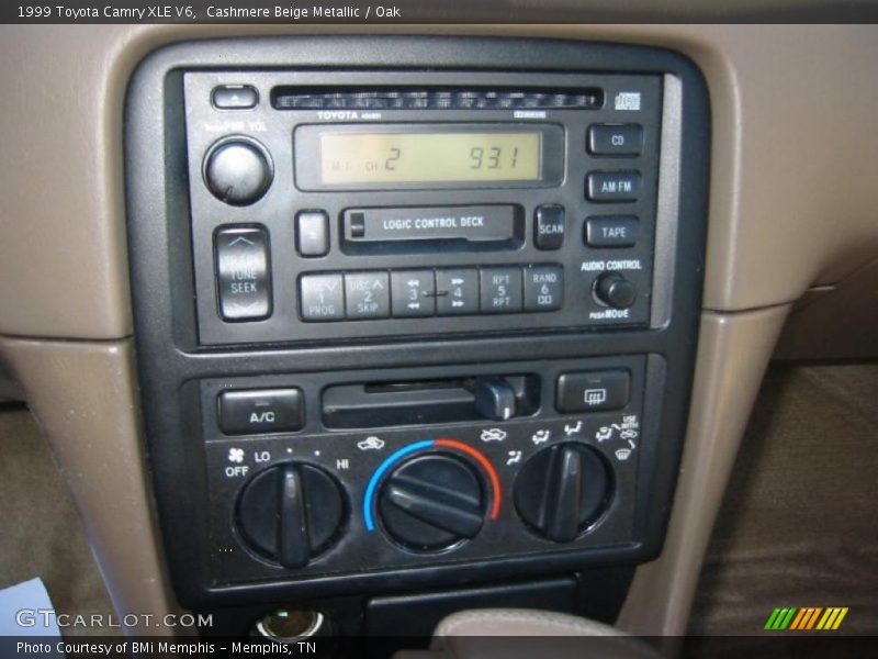 Controls of 1999 Camry XLE V6