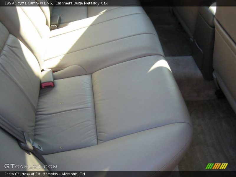 Cashmere Beige Metallic / Oak 1999 Toyota Camry XLE V6