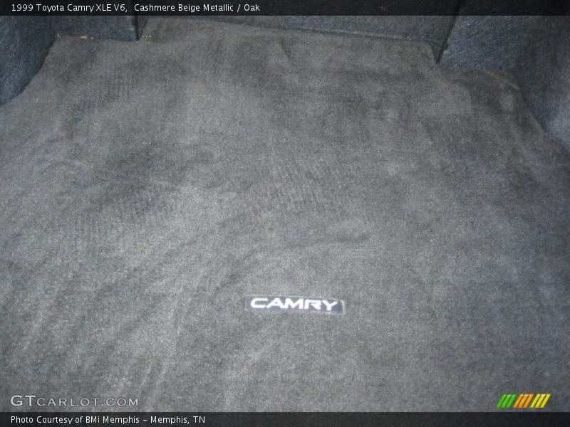 Cashmere Beige Metallic / Oak 1999 Toyota Camry XLE V6