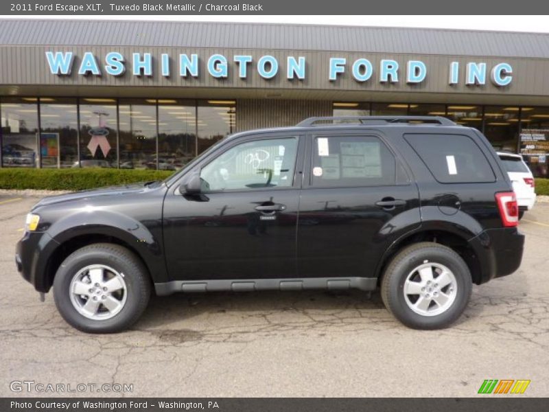 Tuxedo Black Metallic / Charcoal Black 2011 Ford Escape XLT