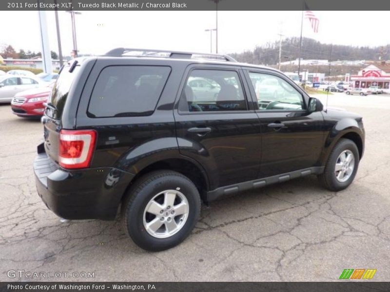 Tuxedo Black Metallic / Charcoal Black 2011 Ford Escape XLT
