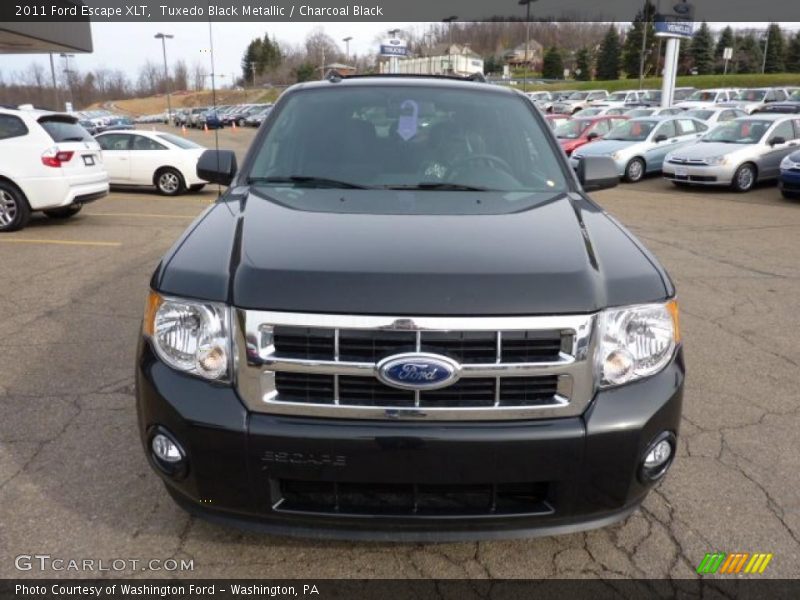Tuxedo Black Metallic / Charcoal Black 2011 Ford Escape XLT
