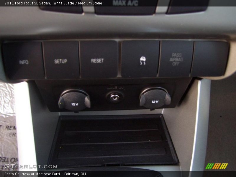 White Suede / Medium Stone 2011 Ford Focus SE Sedan