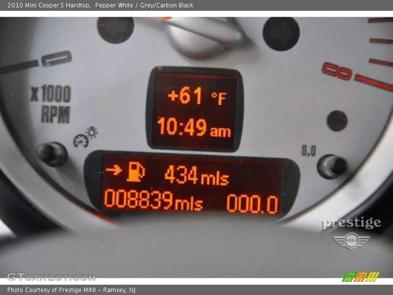 Pepper White / Grey/Carbon Black 2010 Mini Cooper S Hardtop